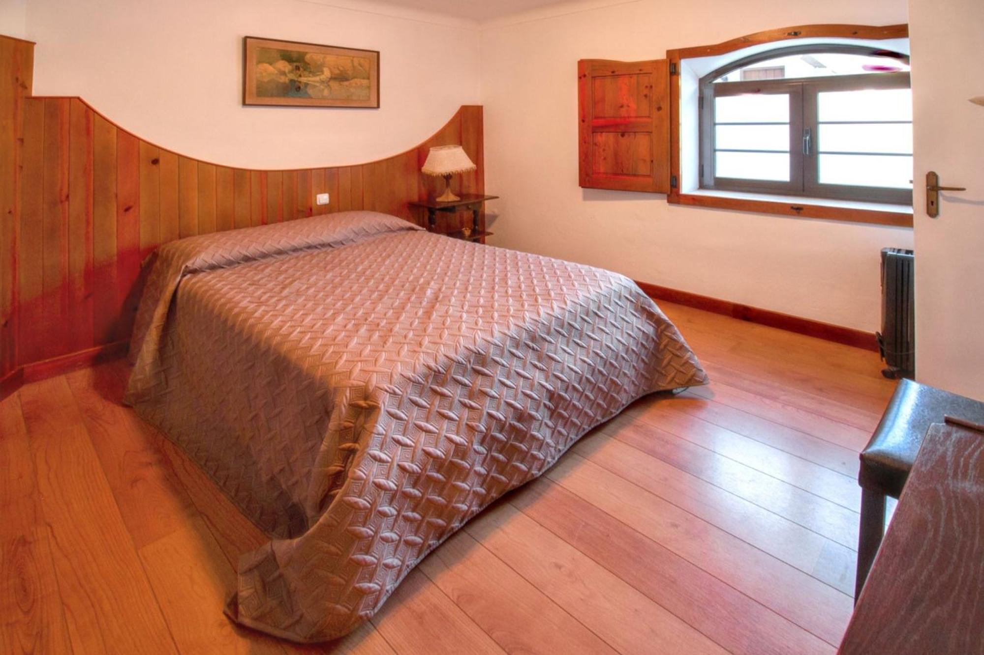 Bicentennial House In Porto De Mos With Mountain View And Pool 外观 照片